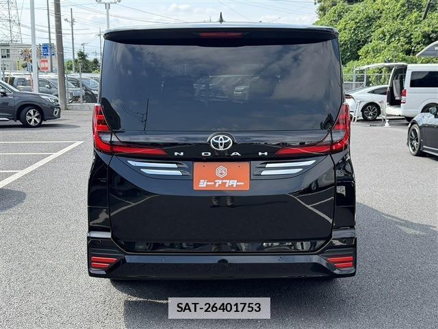 Toyota NOAH 2022-02 7961924-9