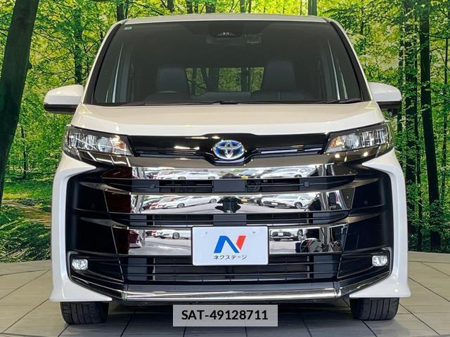 Toyota NOAH 2022-04 7962421-14