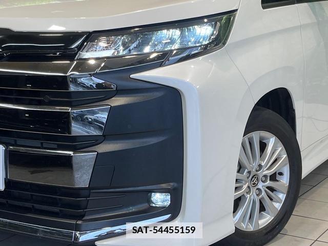 Toyota NOAH 2022-03 7962423-12