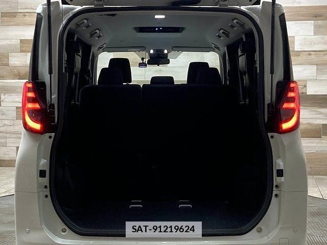 Toyota NOAH 2023-06 7963104-13