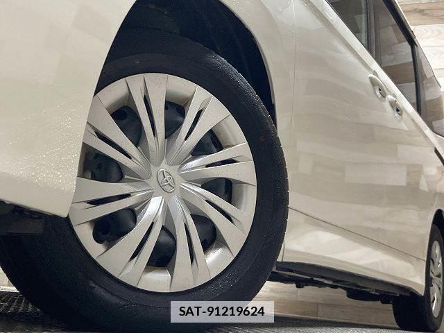 Toyota NOAH 2023-06 7963104-19