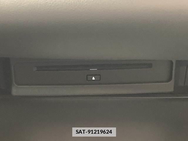 Toyota NOAH 2023-06 7963104-8