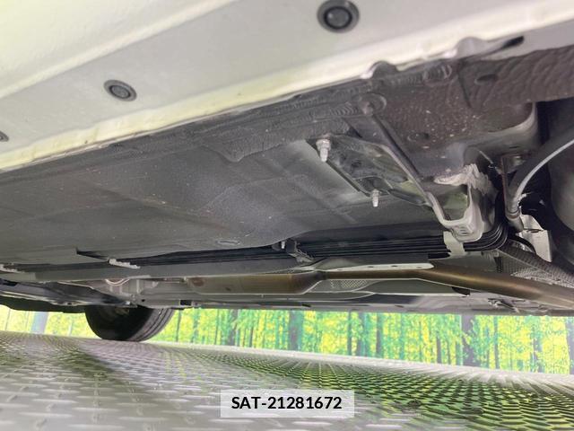 Nissan NOTE 2016-09 7959880-19