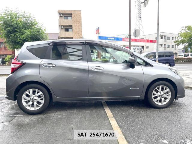 Nissan NOTE 2019-02 7960203-15