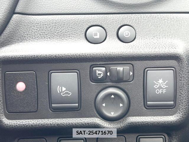 Nissan NOTE 2019-02 7960203-4