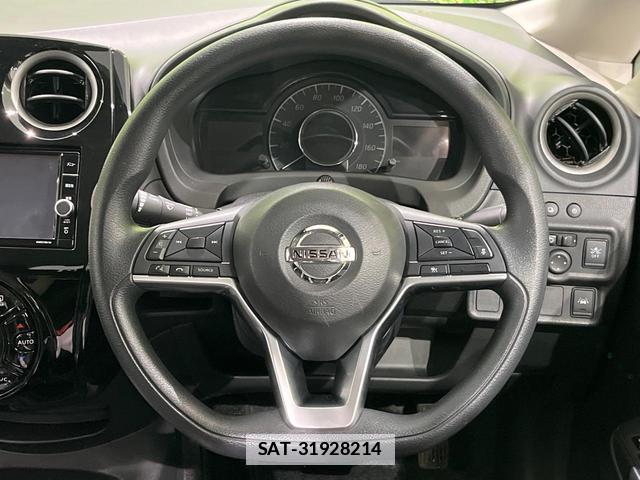 Nissan NOTE 2019-08 7960577-11