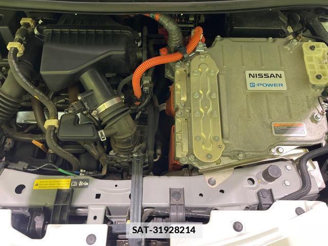 Nissan NOTE 2019-08 7960577-18