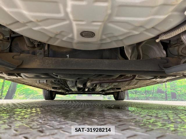 Nissan NOTE 2019-08 7960577-19