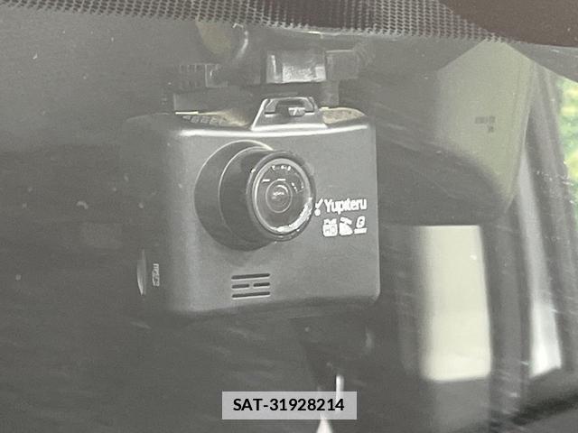 Nissan NOTE 2019-08 7960577-6