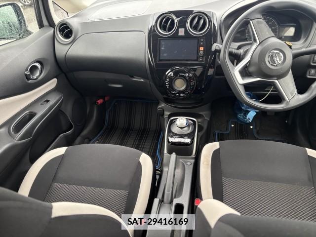 Nissan NOTE 2019-05 7961191-7