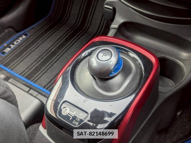 Nissan NOTE 2017-10 7961262-7