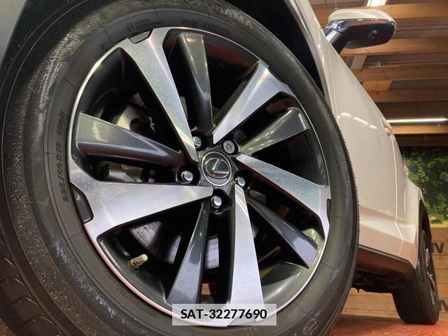 Lexus NX 2021-04 7959434-12