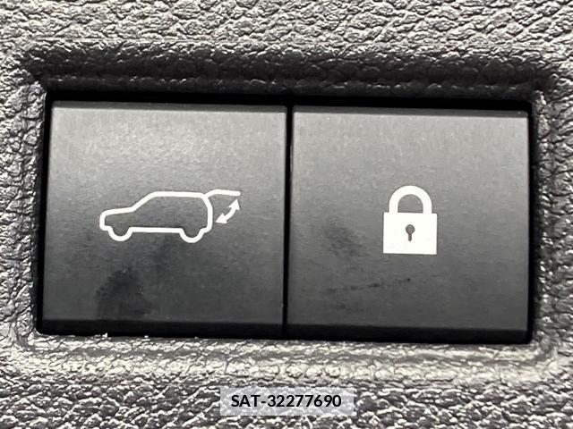 Lexus NX 2021-04 7959434-5
