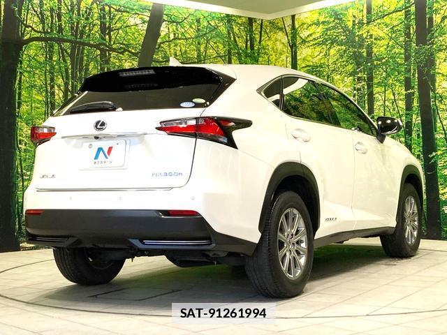 Lexus NX 2015-07 7959773-16
