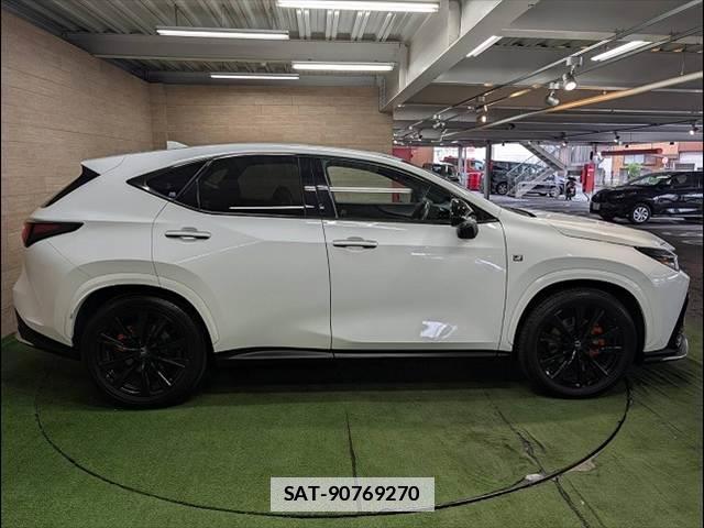 Lexus NX 2023-10 7961994-17