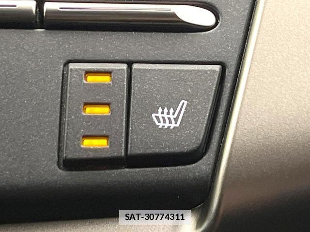 Lexus NX 2020-11 7962158-4