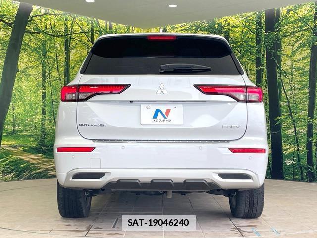Mitsubishi OUTLANDER PHEV 2022-08 7959921-14