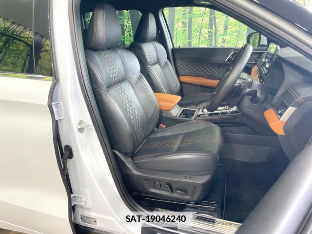 Mitsubishi OUTLANDER PHEV 2022-08 7959921-7