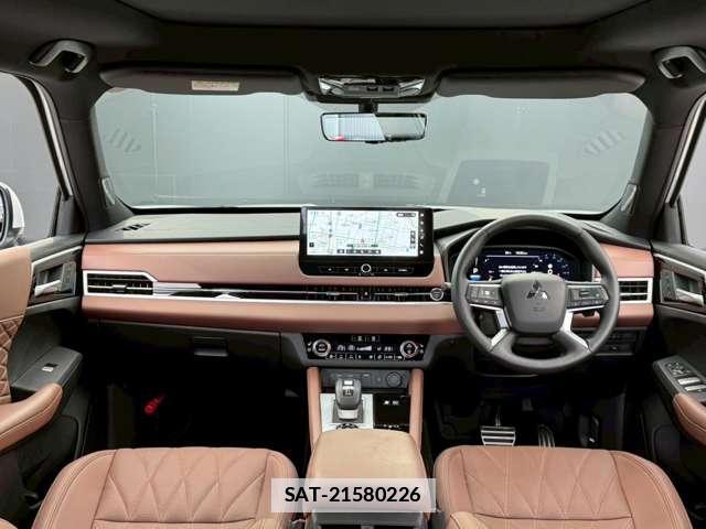 Mitsubishi OUTLANDER PHEV 2024-10 7961726-2