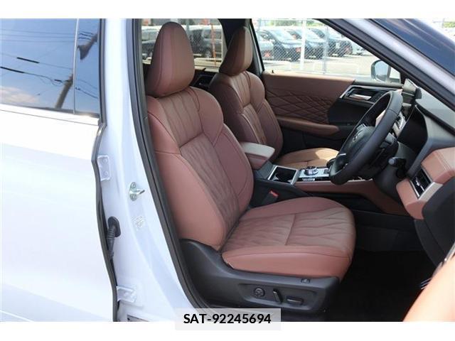 Mitsubishi OUTLANDER PHEV 2025-07 7961926-14