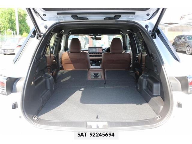 Mitsubishi OUTLANDER PHEV 2025-07 7961926-16