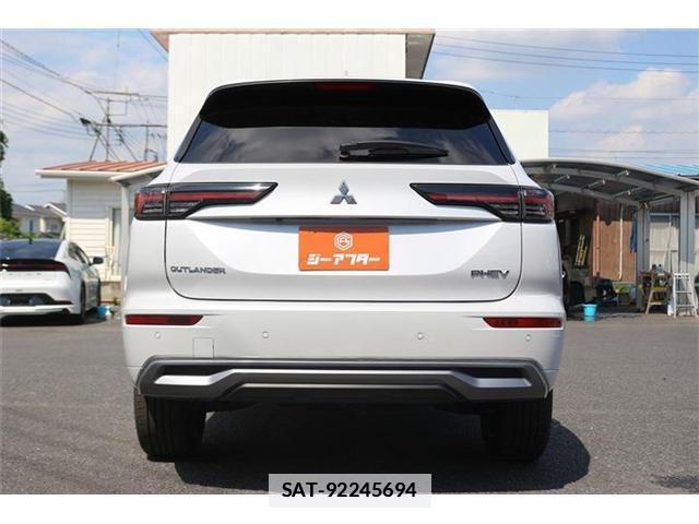Mitsubishi OUTLANDER PHEV 2025-07 7961926-9