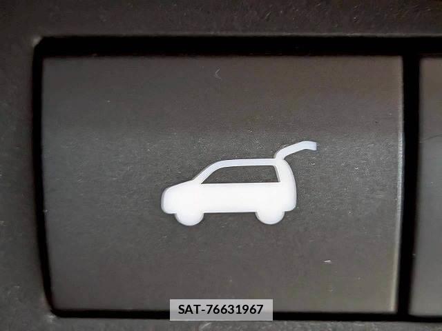 Mitsubishi OUTLANDER PHEV 2022-03 7963047-11