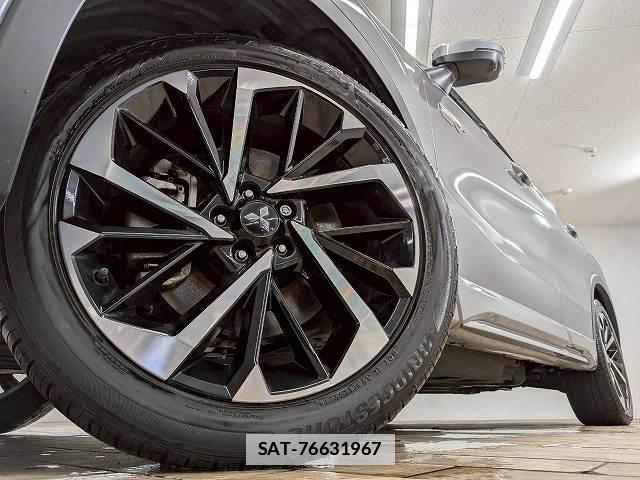 Mitsubishi OUTLANDER PHEV 2022-03 7963047-19