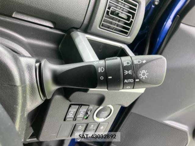 Toyota Pixis Mega 2019-06 7962904-15