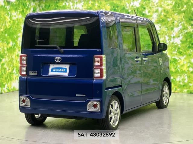 Toyota Pixis Mega 2019-06 7962904-2