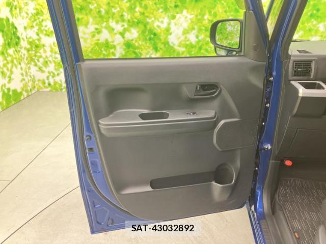 Toyota Pixis Mega 2019-06 7962904-3