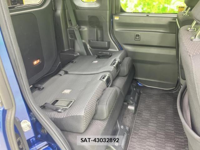 Toyota Pixis Mega 2019-06 7962904-5