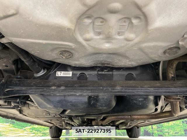 Toyota PORTE 2014-02 7959960-18