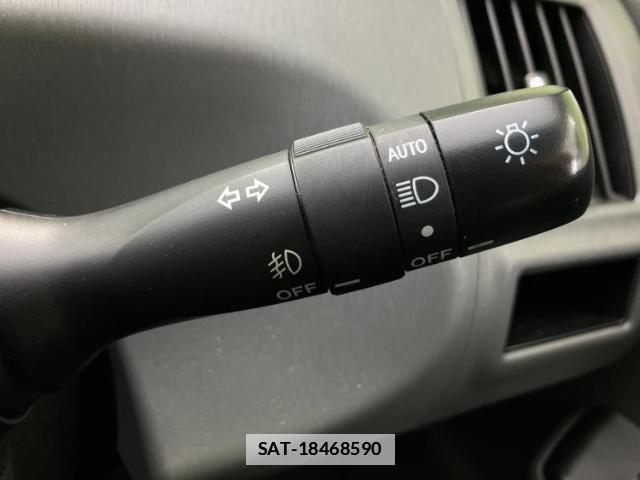 Toyota PRIUS ALPHA 2014-03 7959885-15