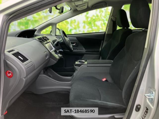Toyota PRIUS ALPHA 2014-03 7959885-4