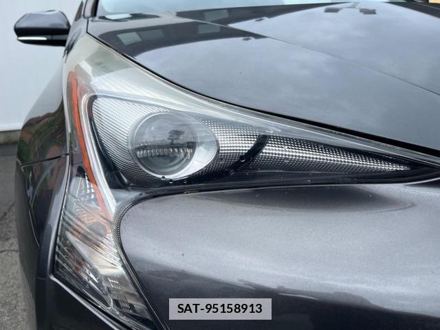 Toyota PRIUS 2016-08 7959636-12