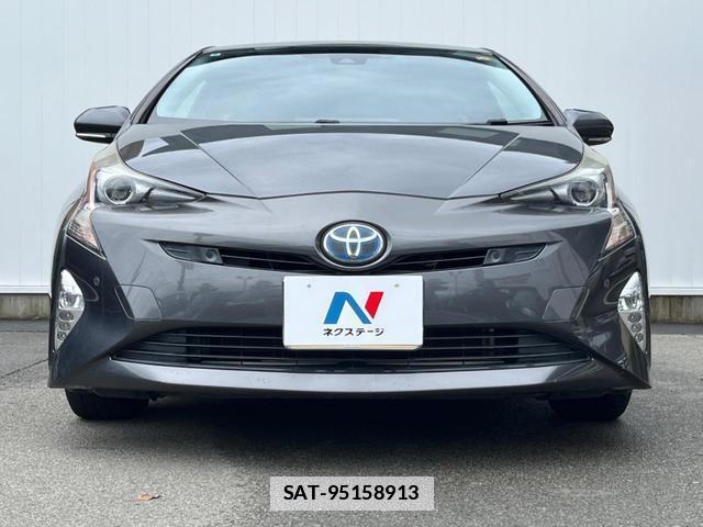 Toyota PRIUS 2016-08 7959636-14