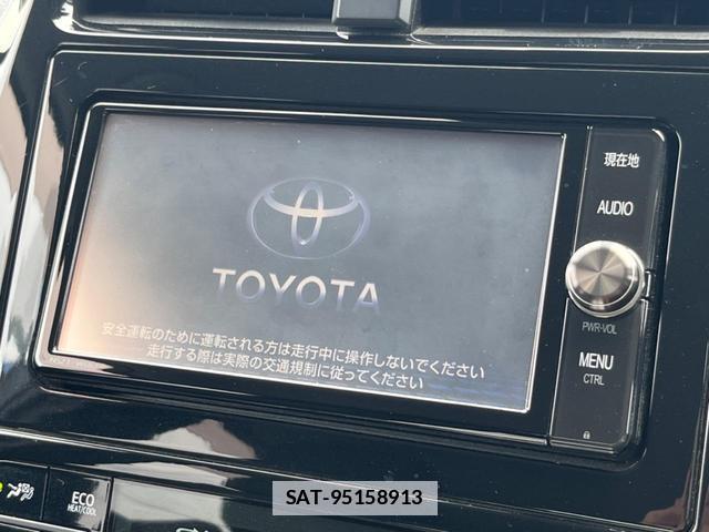 Toyota PRIUS 2016-08 7959636-2
