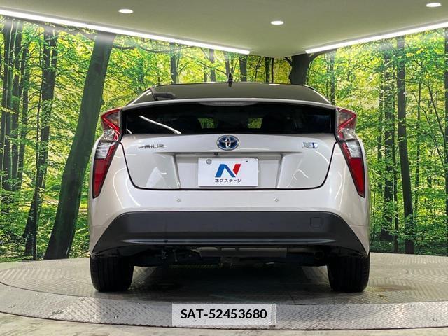 Toyota PRIUS 2018-03 7959720-14