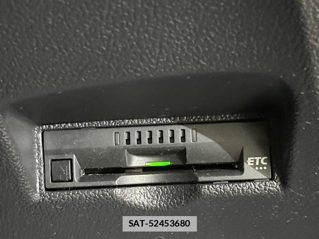 Toyota PRIUS 2018-03 7959720-5