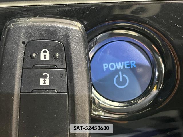 Toyota PRIUS 2018-03 7959720-6