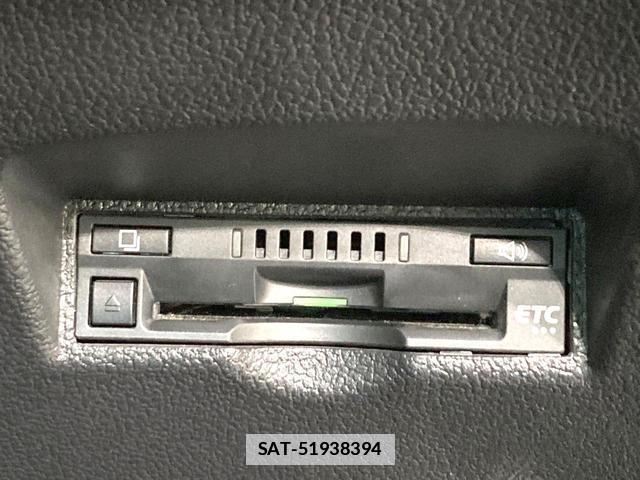 Toyota PRIUS 2019-09 7959772-6