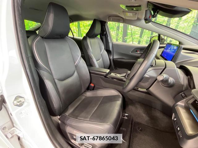 Toyota PRIUS 2023-07 7959816-7