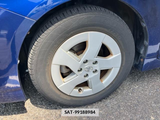Toyota PRIUS 2010-09 7959819-2