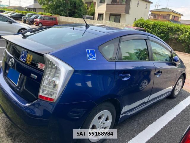 Toyota PRIUS 2010-09 7959819-5