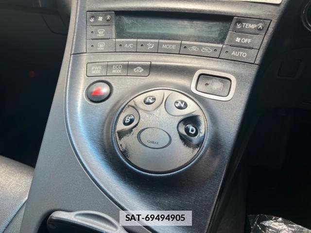 Toyota PRIUS 2009-08 7959831-17