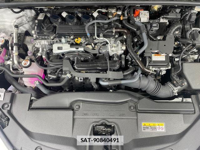 Toyota PRIUS 2023-09 7959959-16