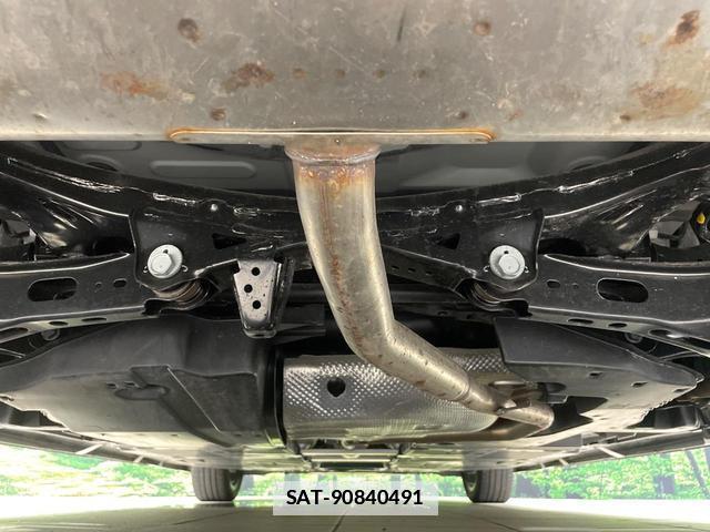Toyota PRIUS 2023-09 7959959-17