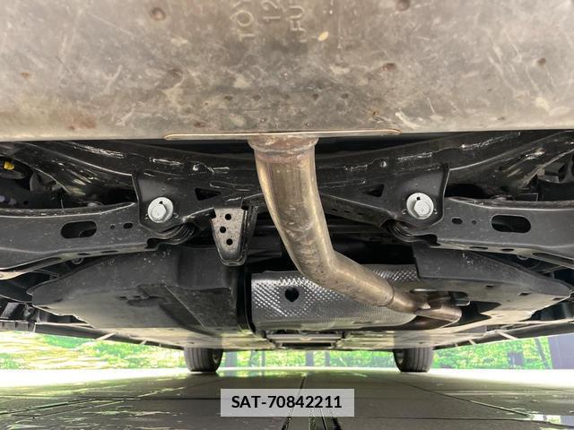 Toyota PRIUS 2023-10 7959962-18