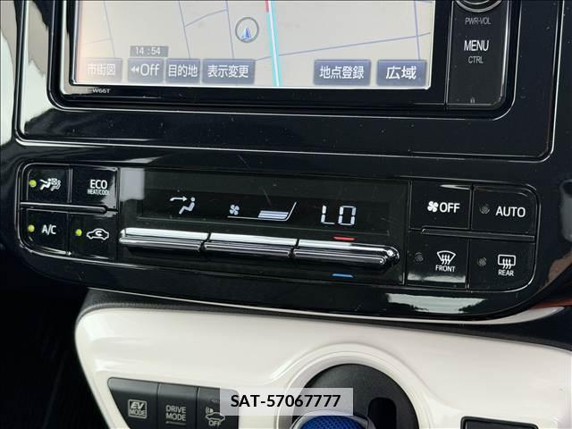 Toyota PRIUS 2018-03 7959995-11